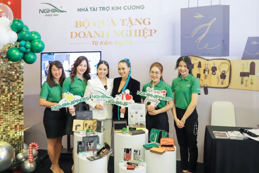 Kềm Nghĩa mang đến những món quà tặng cao cấp, an tâm chất lượng 