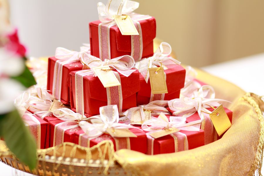 Khi chọn bộ quà tặng dành cho khách hàng nên lưu ý 3 tiêu chí