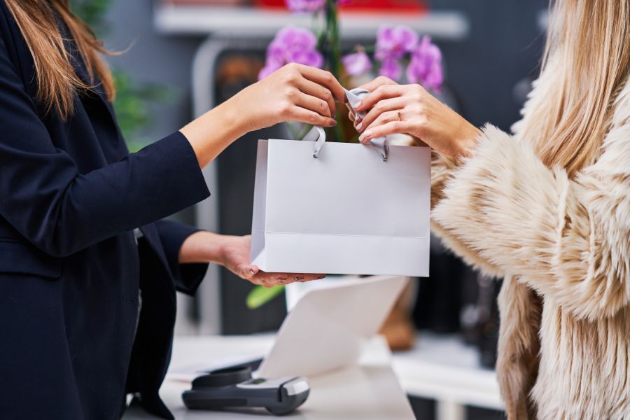 Những món quà tặng chăm sóc khách hàng giúp tạo sự thiện cảm
