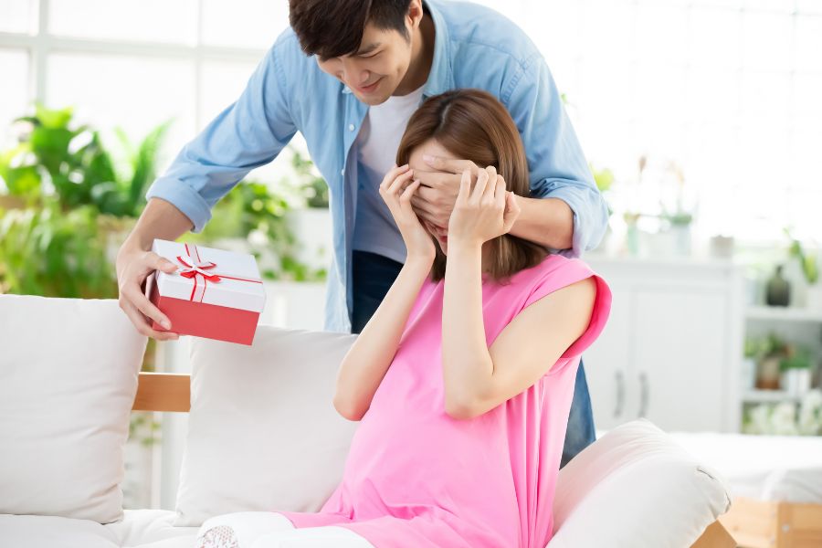Quà tặng bạn gái sẽ giúp cặp đôi trở nên gắn kết hơn