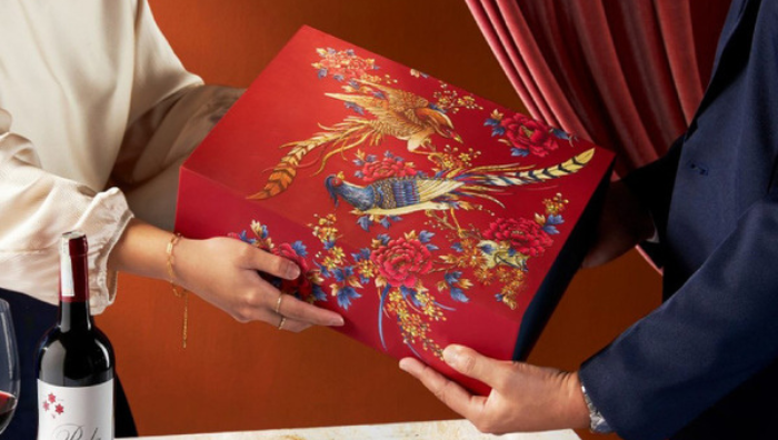 Gợi ý 9 quà Tết tặng đối tác cao cấp, ý nghĩa giúp thắt chặt mối quan hệ