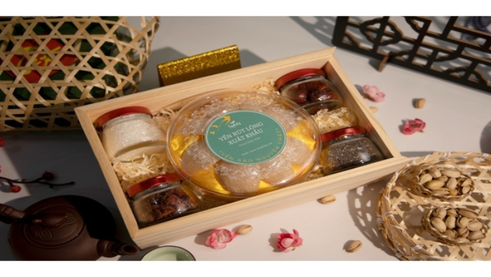 Những món quà Tết tặng sếp sang trọng giúp ghi điểm tuyệt đối